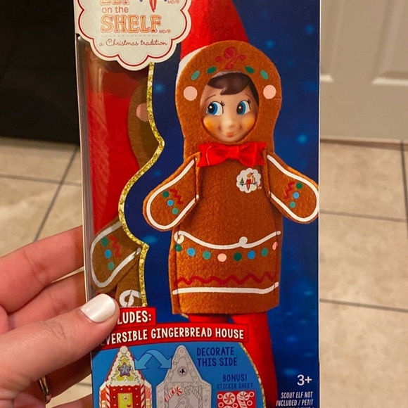 Elf on The Shelf Costume - Picture 4 of 4